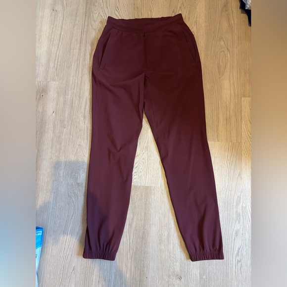 Lululemon Surge Jogger. Size XS. Great condition. - Picture 3 of 14